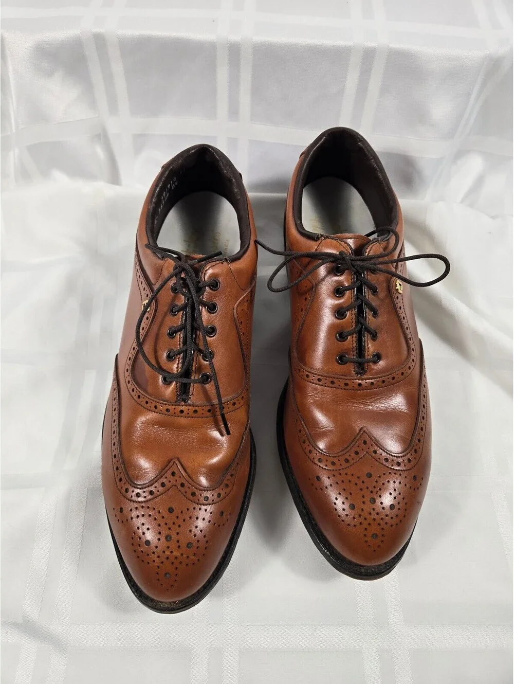 VTG Foot-Joy Classics Wingtip Golf Shoes 10D Metal Spikes